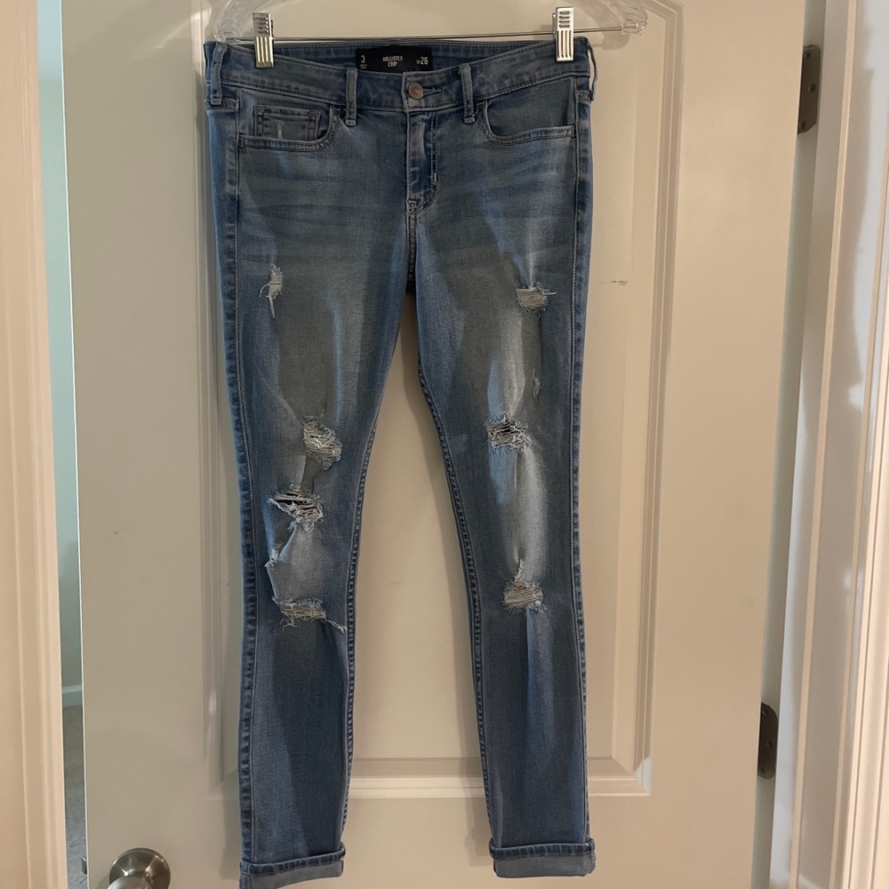 Hollister size 3/26 crop gently used jeans